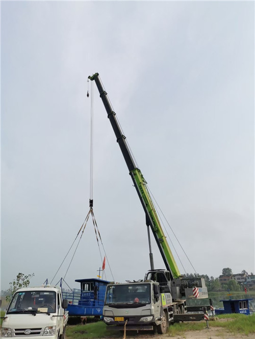 海伦市桥梁建设吊装案例